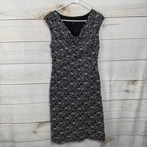 Connected Apparel Black With Silver Details Cap Sleeve Shift Dress Size 12
